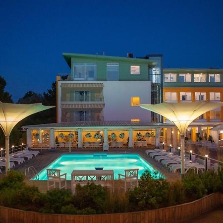 Hotel Bryza Resort & Spa Jurata Esterno foto