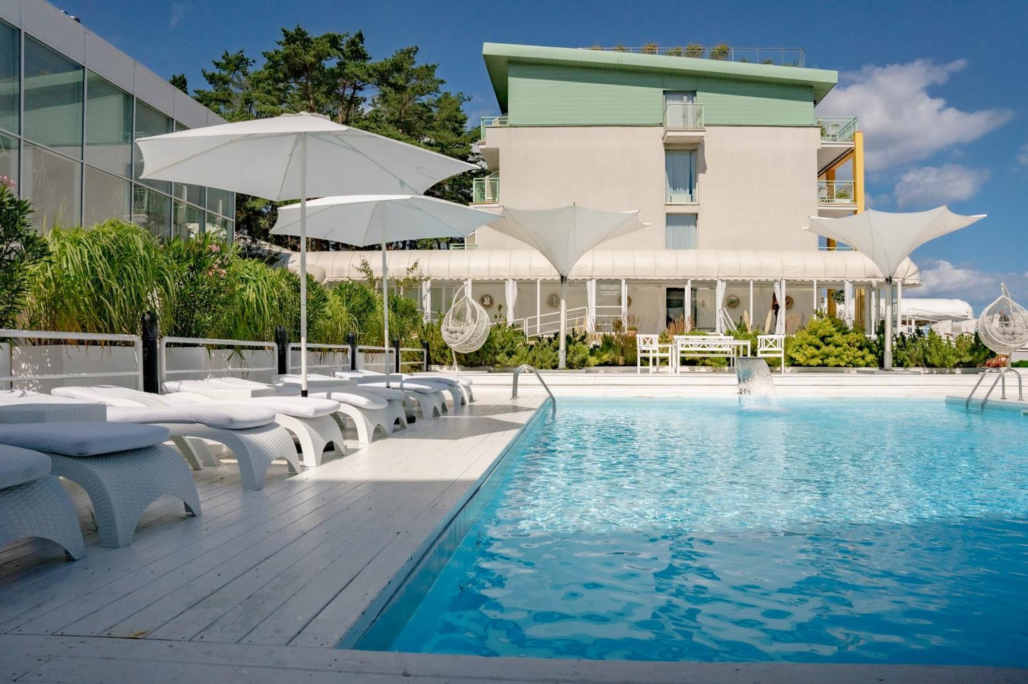Hotel Bryza Resort & Spa Jurata Esterno foto